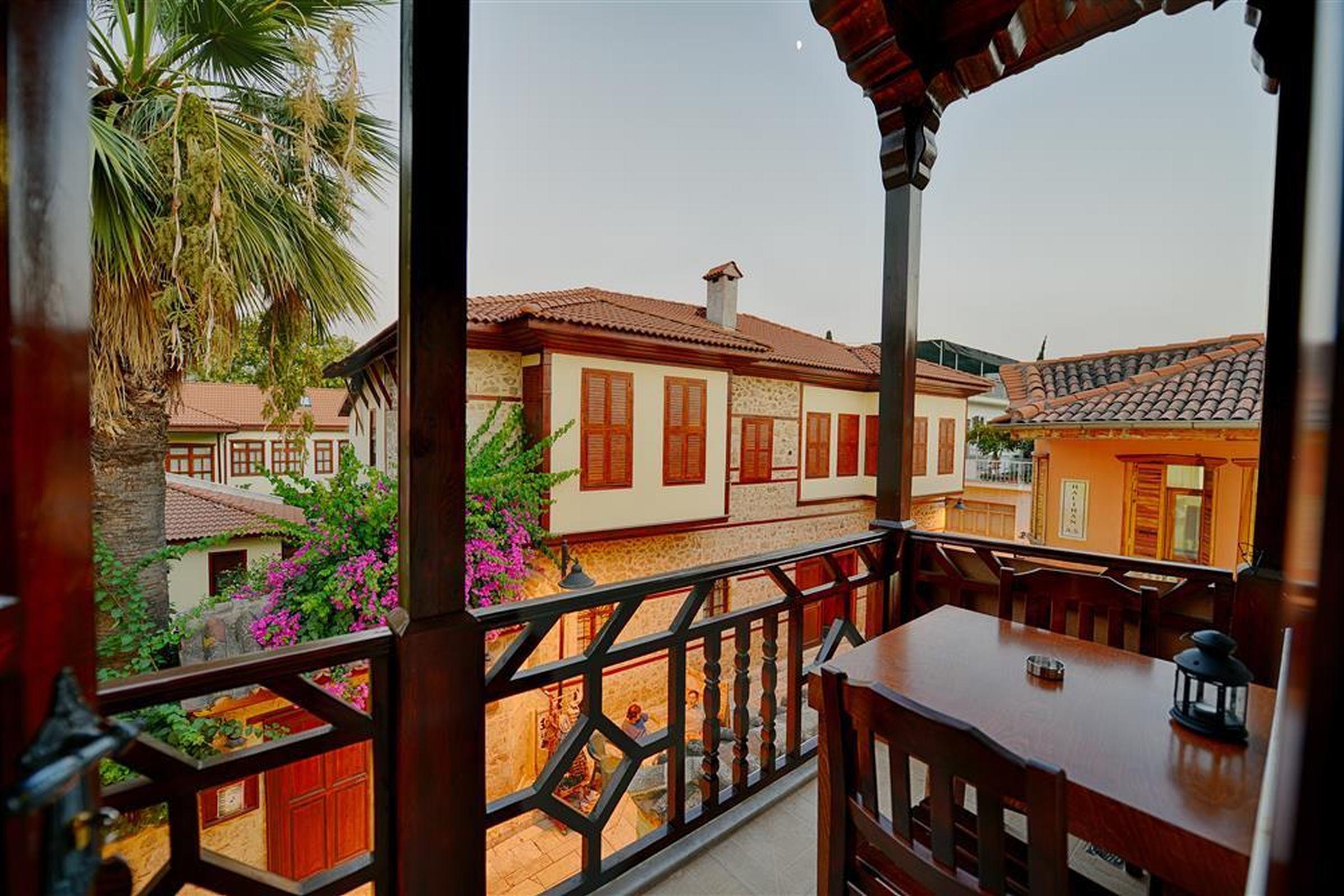 Hadrian Gate Otel Antalya