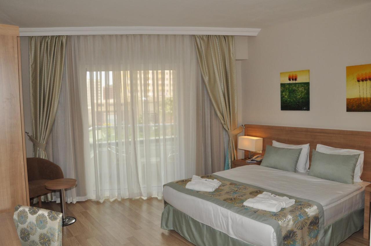 Wyndham Garden Lara Hotel