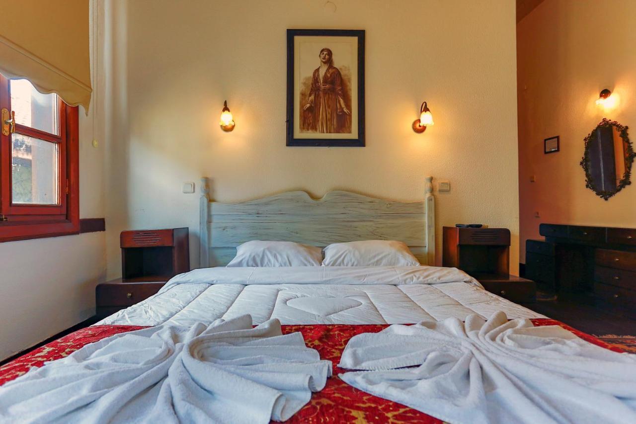 Atelya Art Hotel 3*