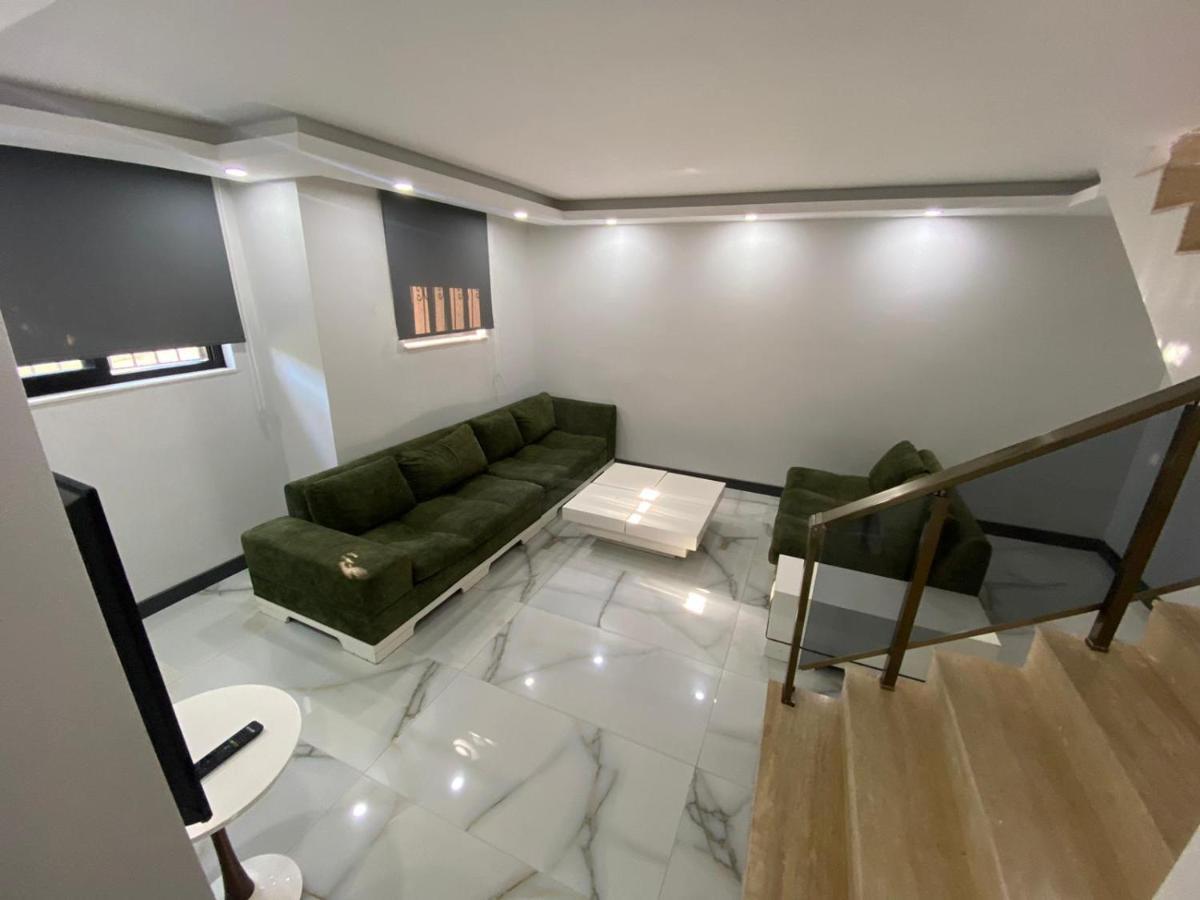 Apartment Dublex Lara *