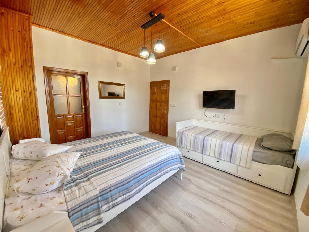 Old Town Famous Aparts Apartment Antalya