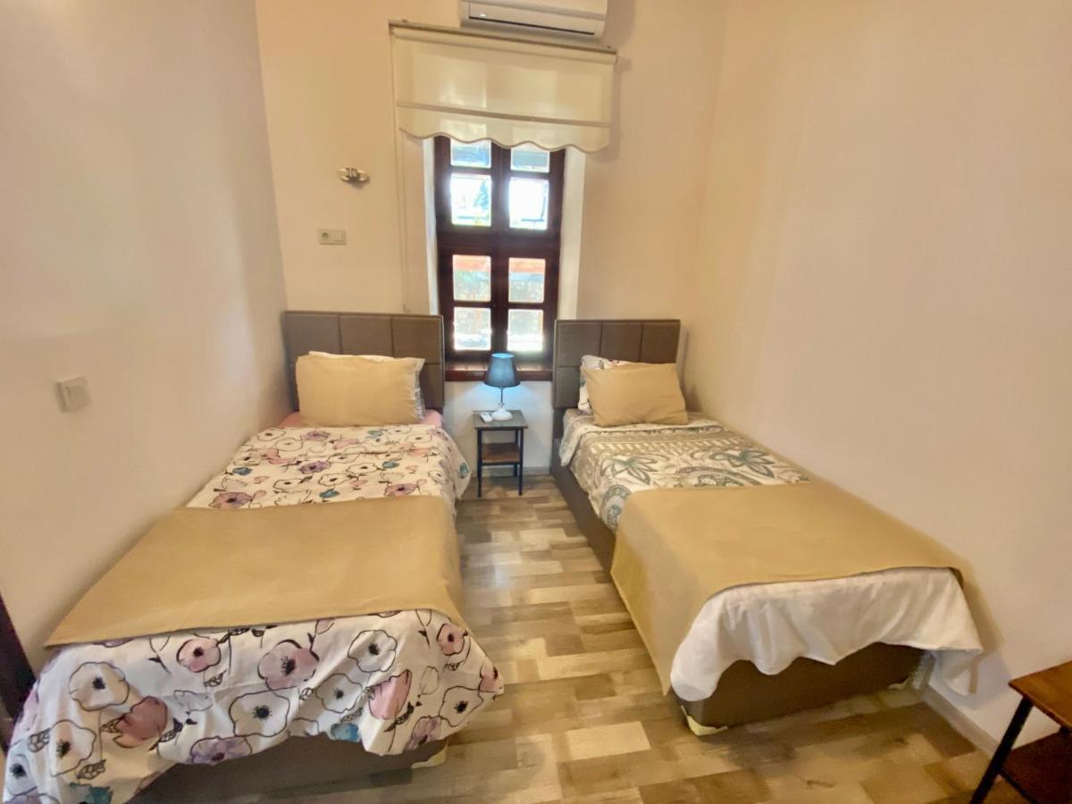 Old Town Famous Aparts Apartment *