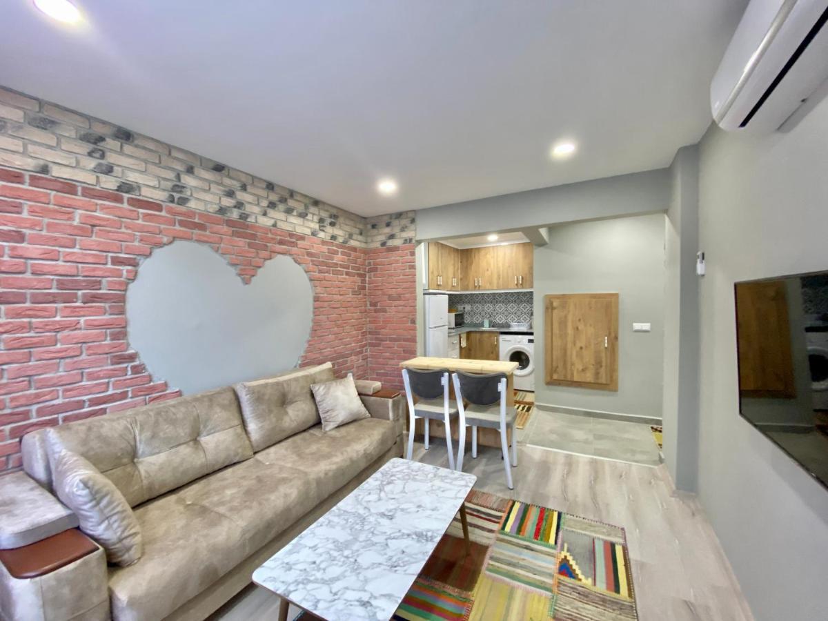 Old Town Famous Aparts Apartment Antalya