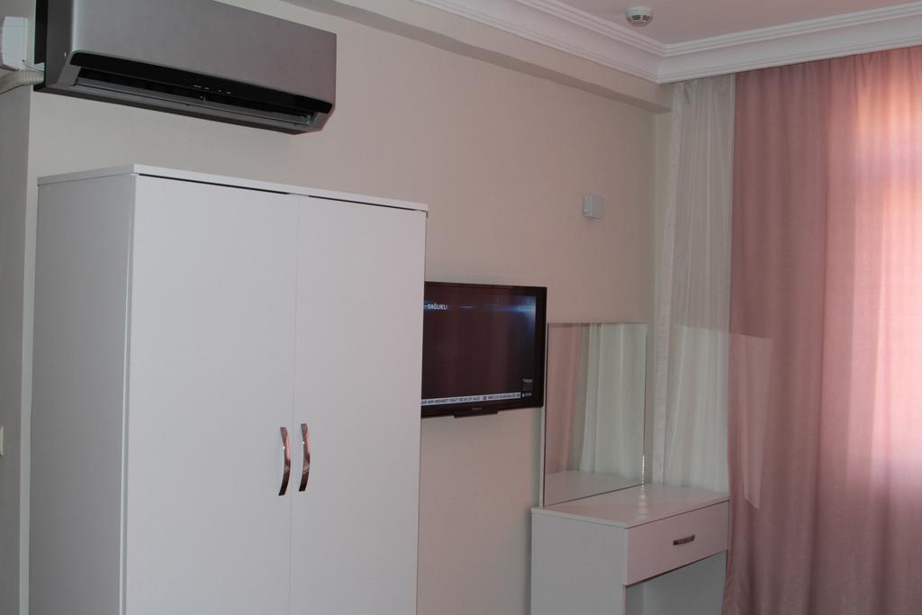 Life Hotel 3*