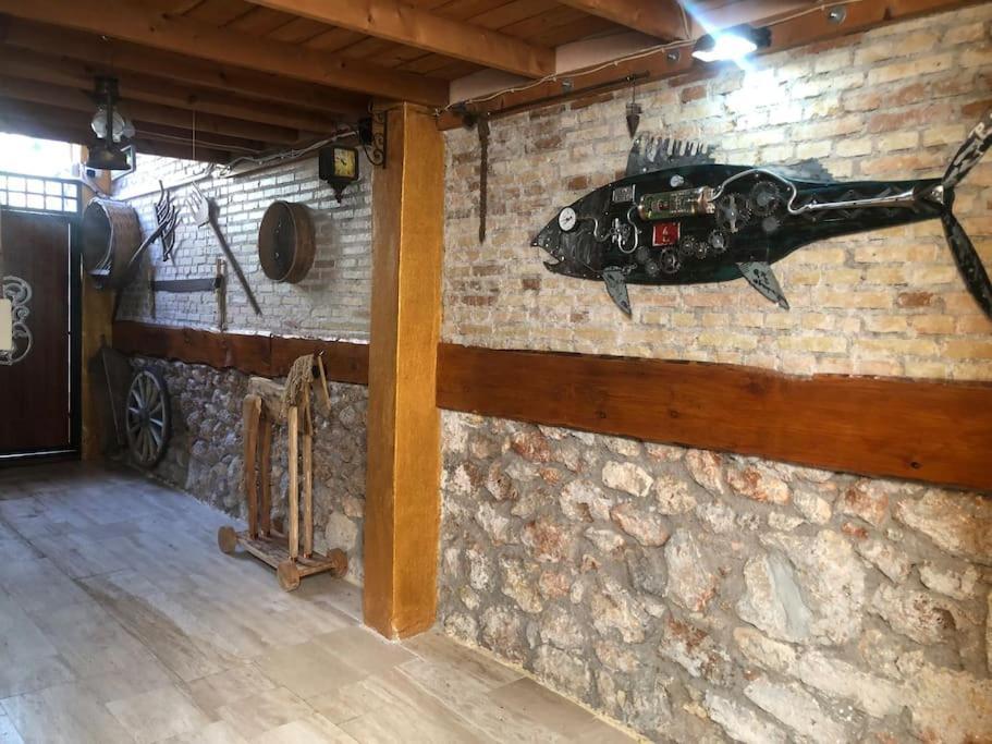Villa Kaleici Tarihi Lokasyon Bahceli Oezel Muestakil Ev *