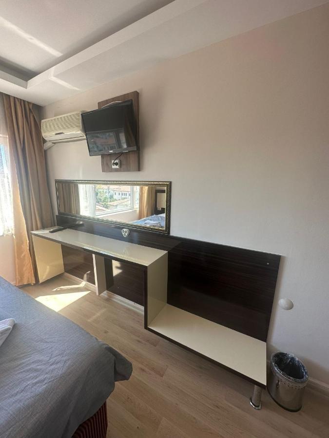 Hotel Twenty 2*