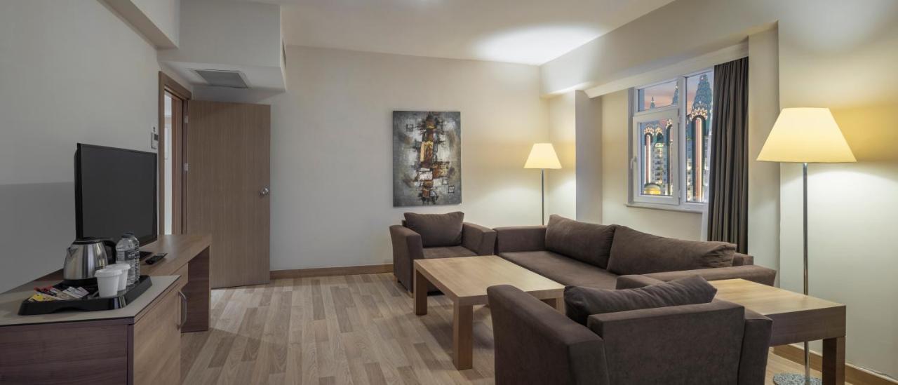 Wyndham Garden Lara Hotel