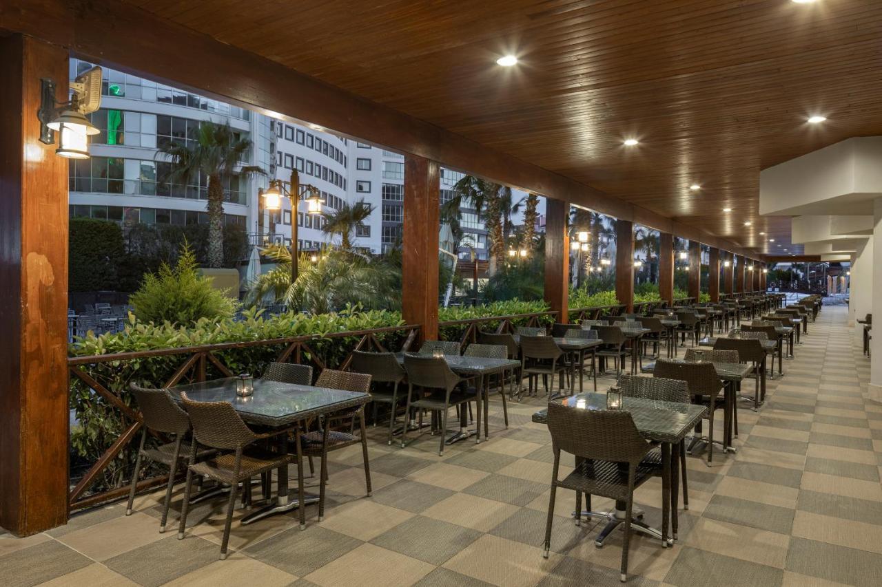 Hotel Wyndham Garden Lara
