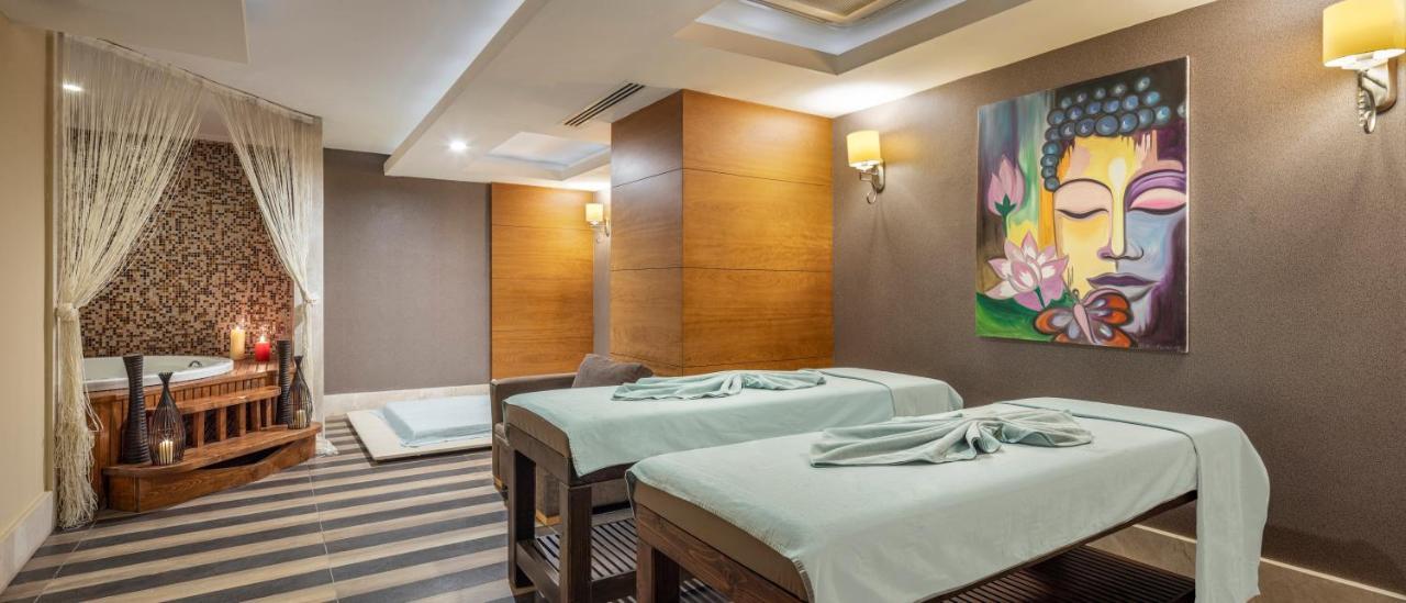 Wyndham Garden Lara 4*