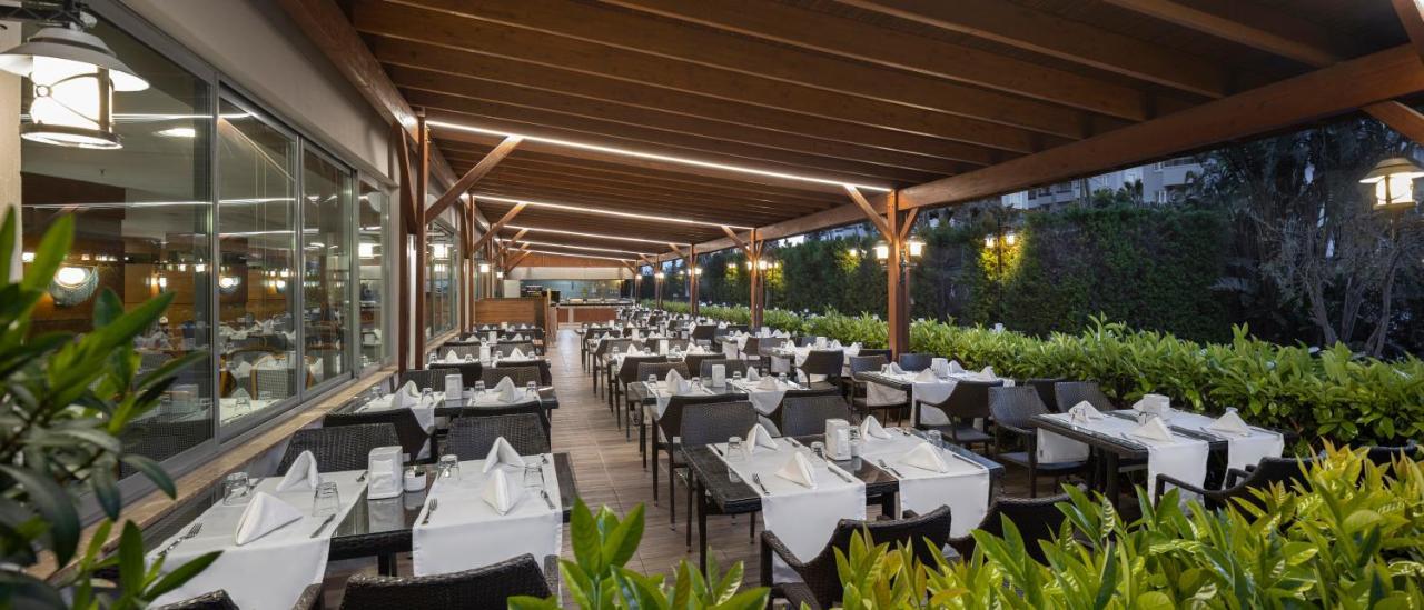 Wyndham Garden Lara 4*