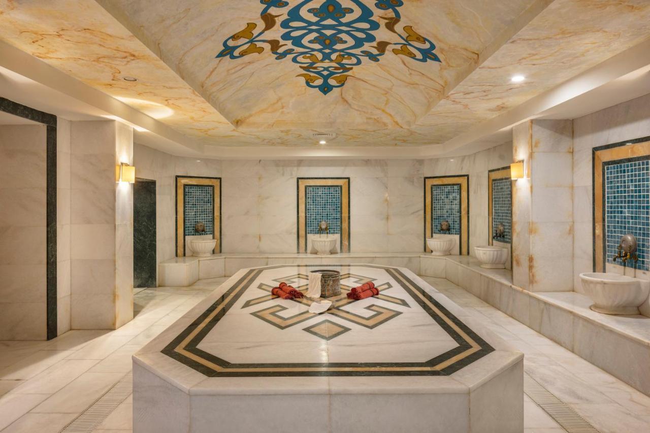 Wyndham Garden Lara 4* Antalya