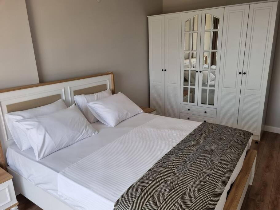 Otel Royal Homes 402