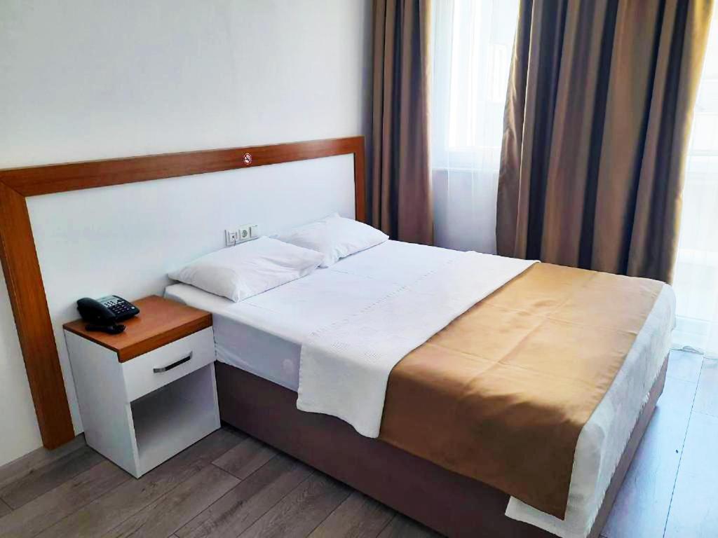 Hotel Karden 4*
