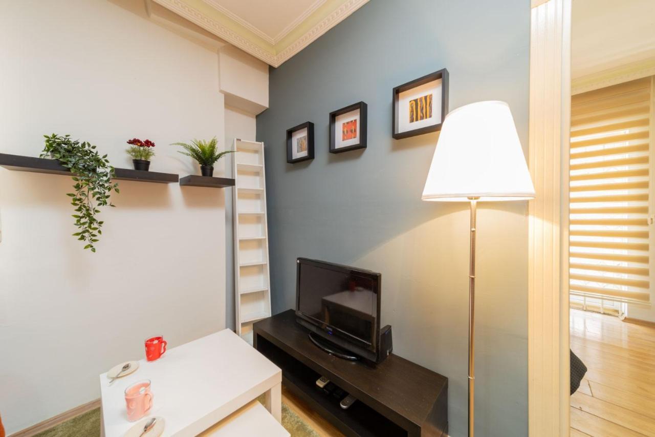 Apartment Bright *