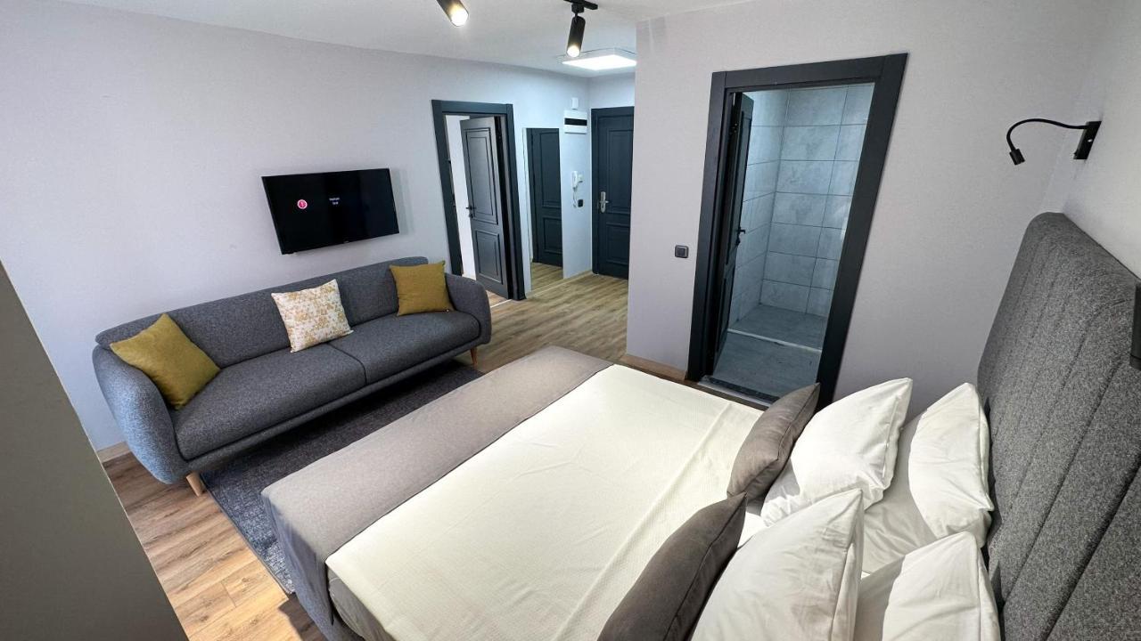 Notus Aparthotel