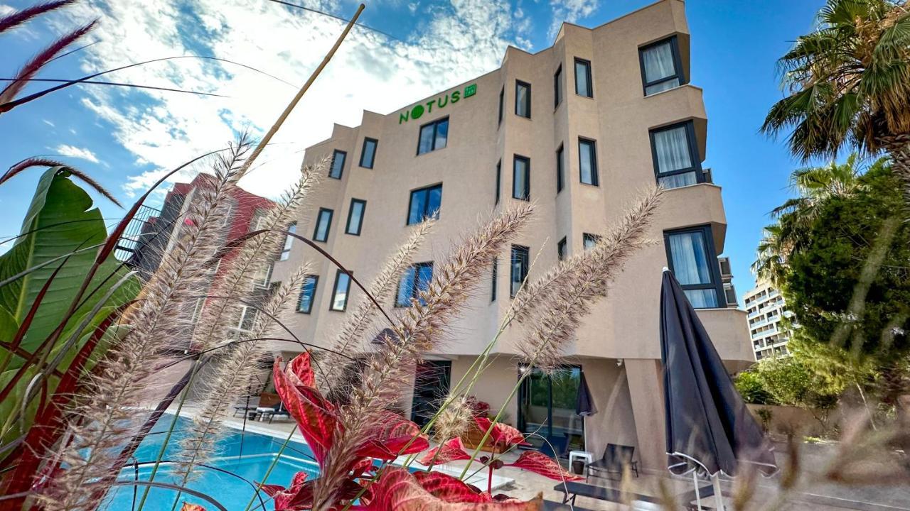 Notus Aparthotel