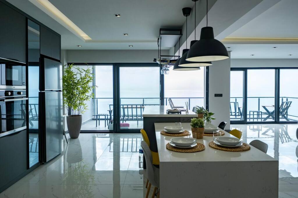 Apartment The Sea Cliff Signature Antalya