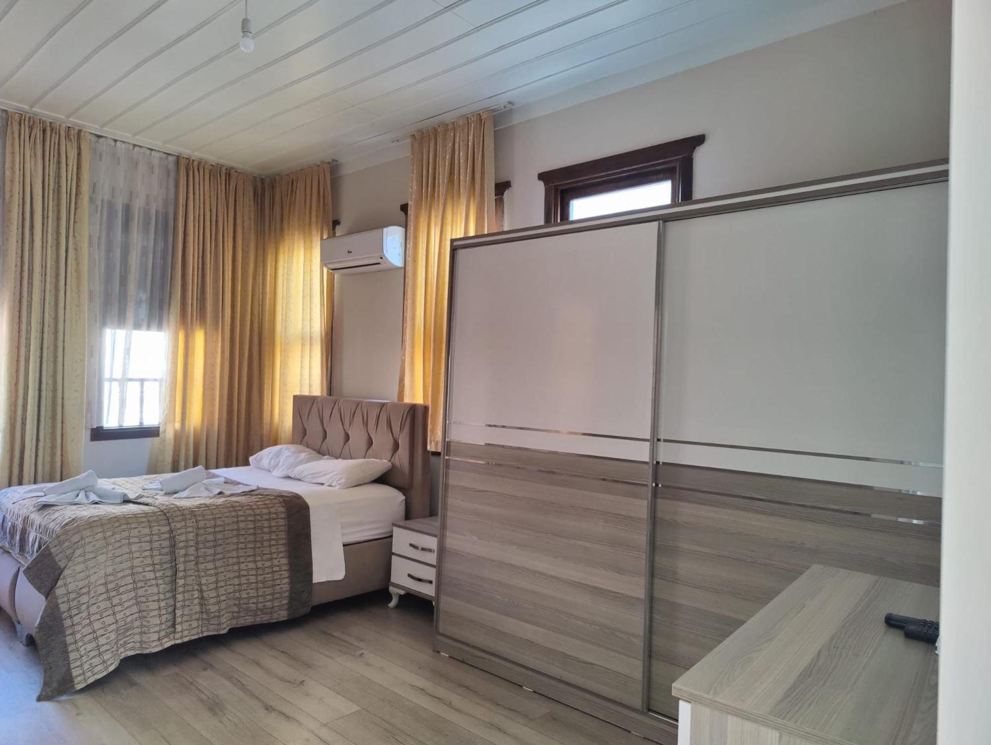 Guest house Antique House *