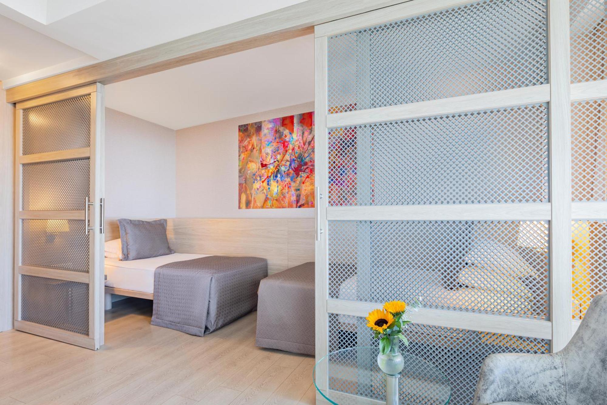 Concorde De Luxe Resort 5*