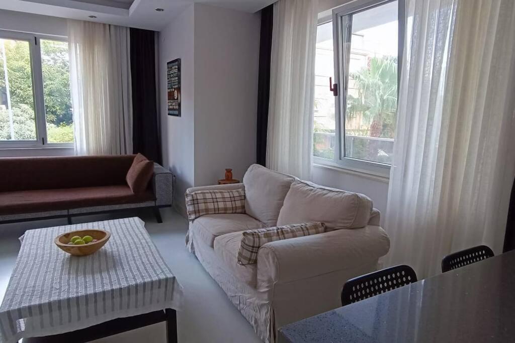 Apartment Lara'da Modern Bir Vaha *