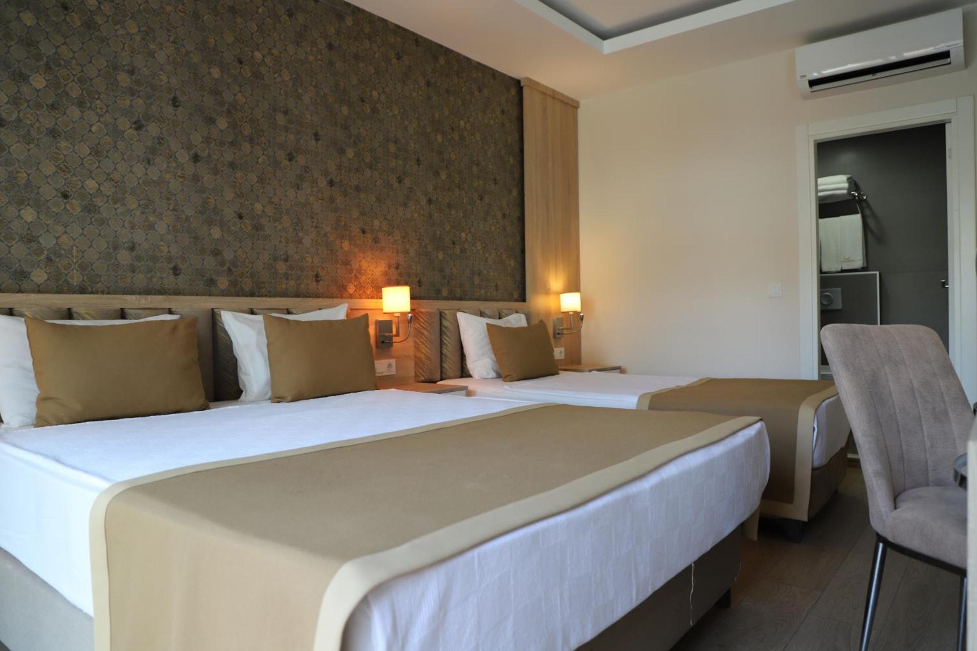 Lara Garden Butik Hotel 2*