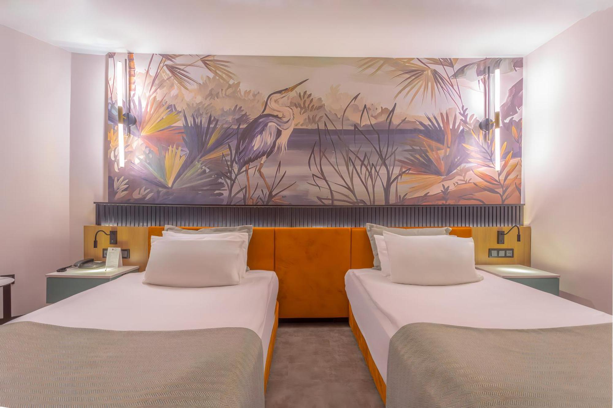 Western Khan Hotel