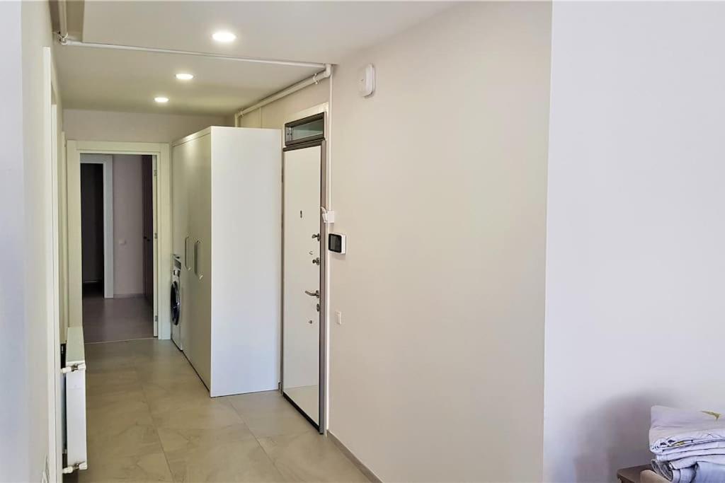 Apartment 10 Location, Close To Beaches And Anywhere *