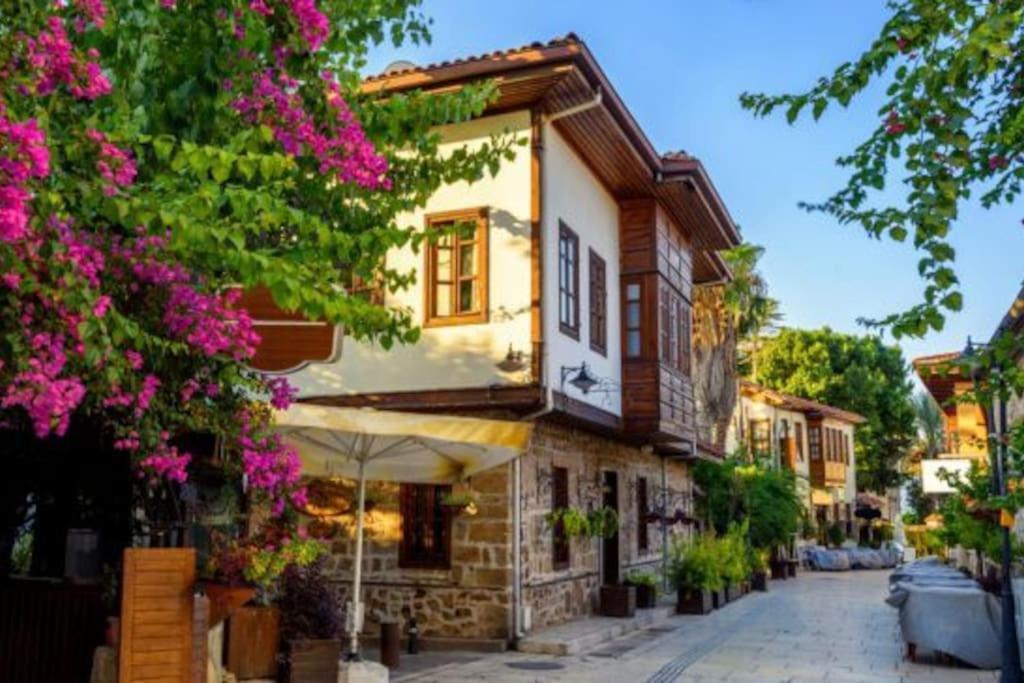 Apartment 10 Location, Close To Beaches And Anywhere Antalya