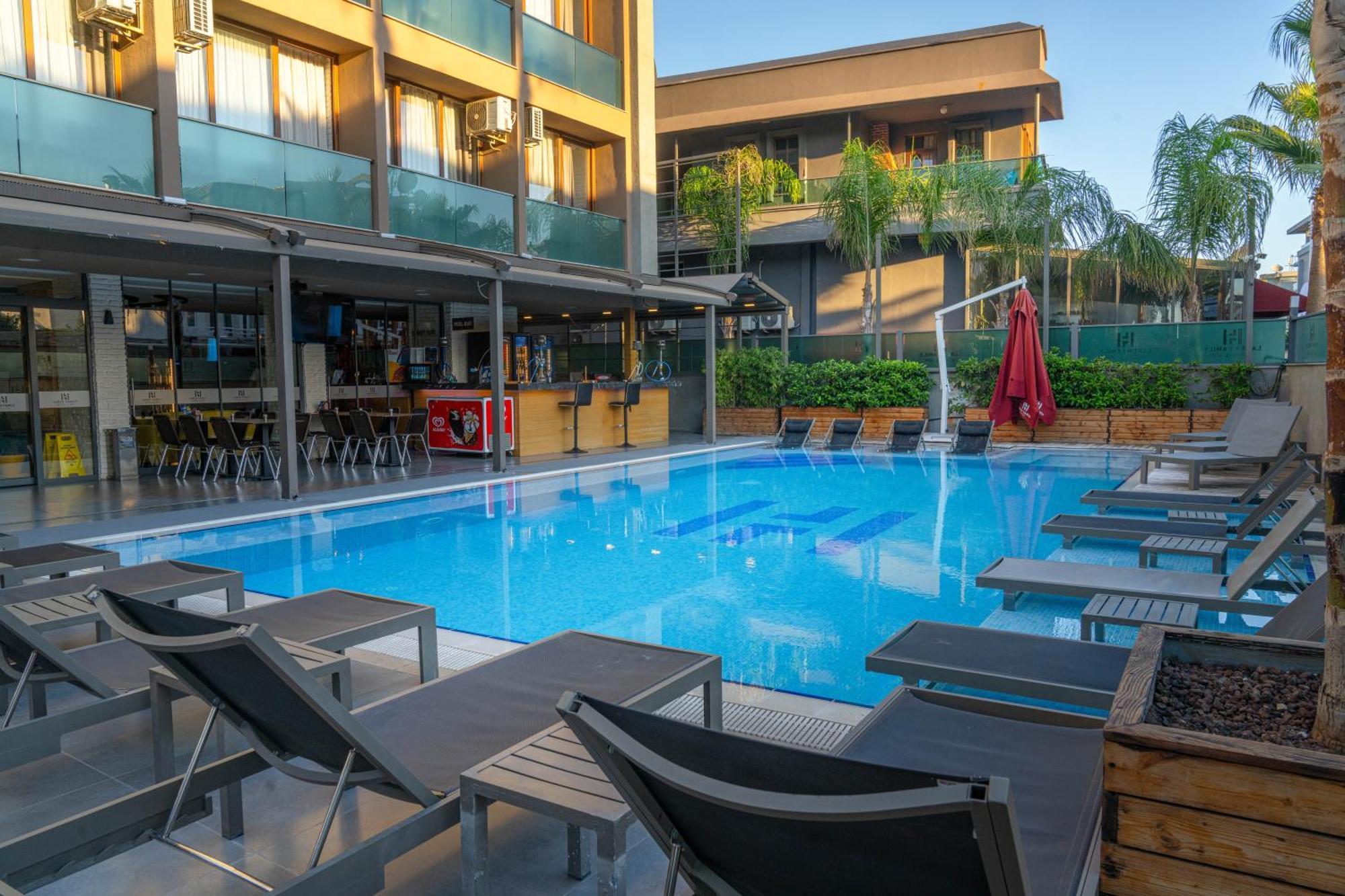 Otel Laren Family & - Boutique Class