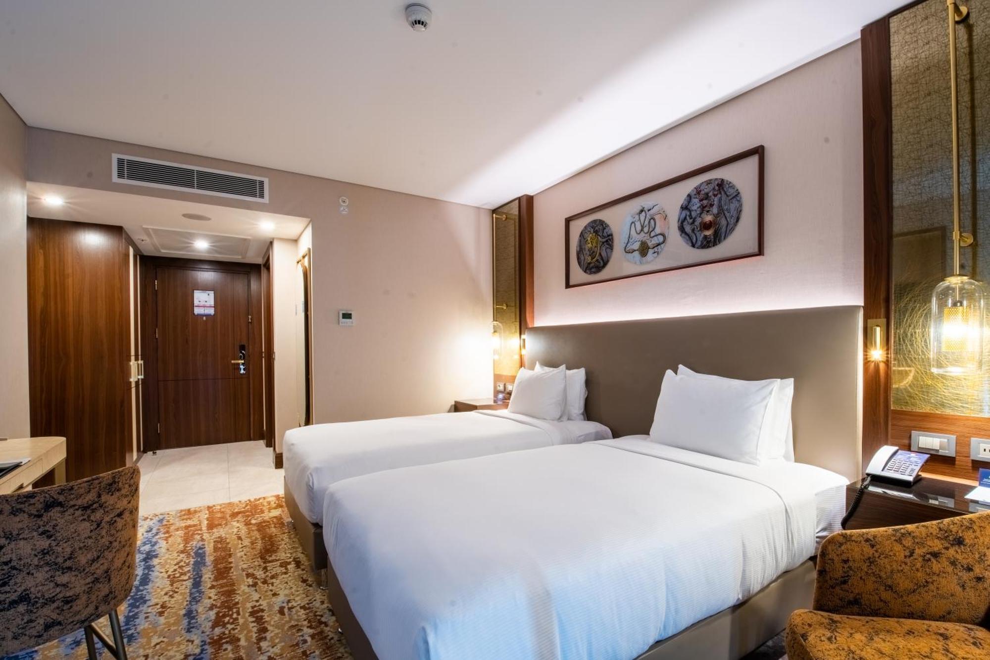 Hotel Doubletree By Hilton Centre 5*