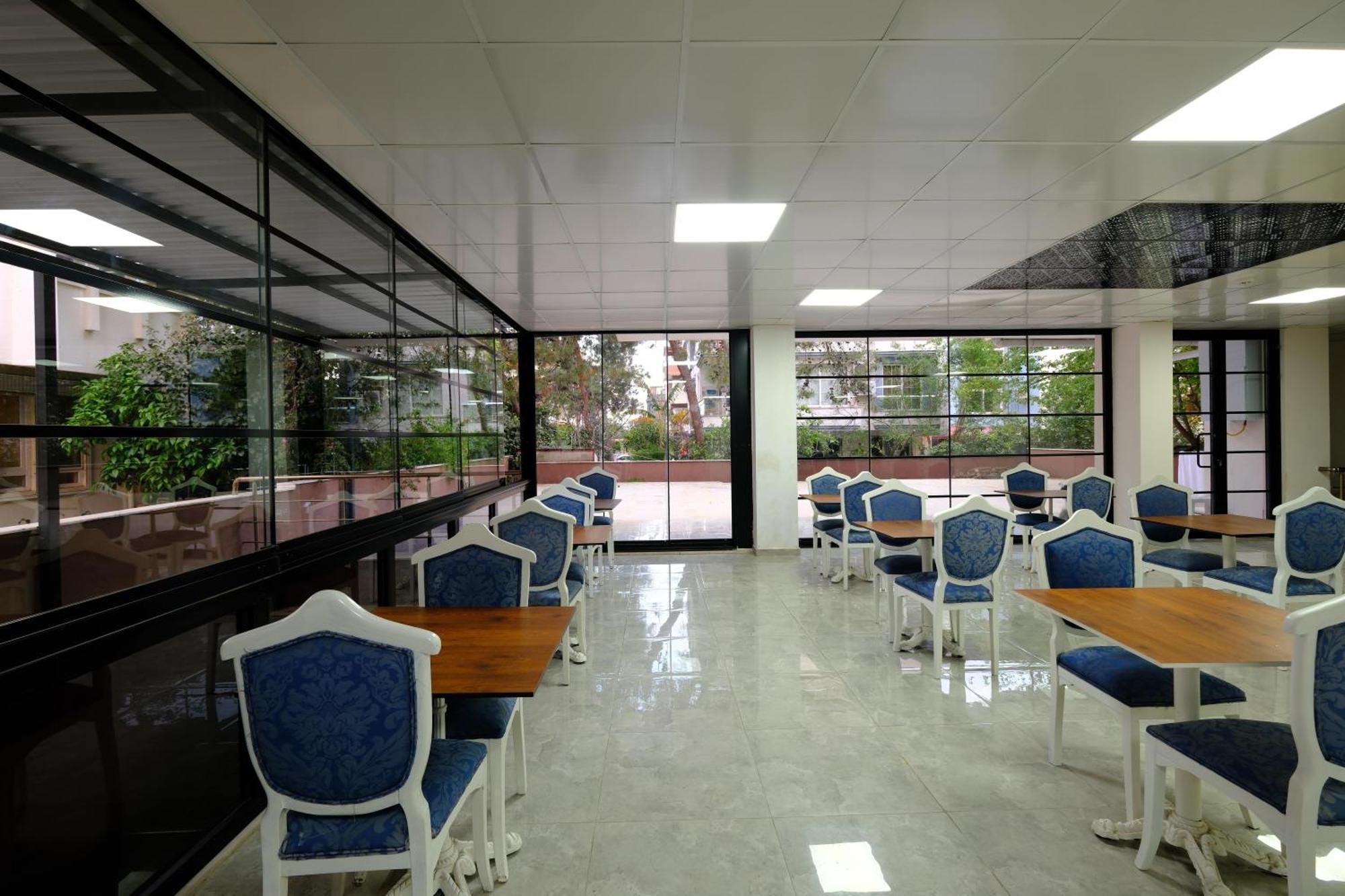 Hotel Venues 2*