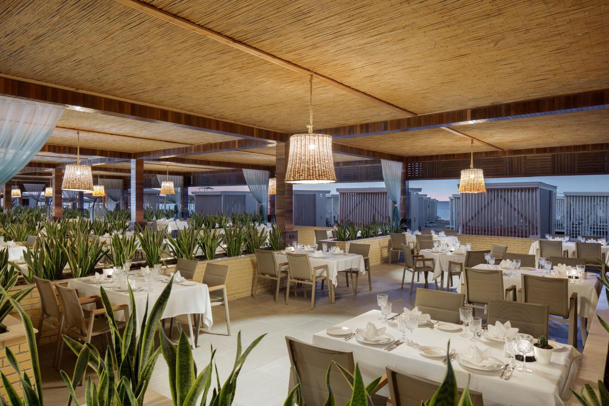 Nirvana Cosmopolitan 5* Antalya