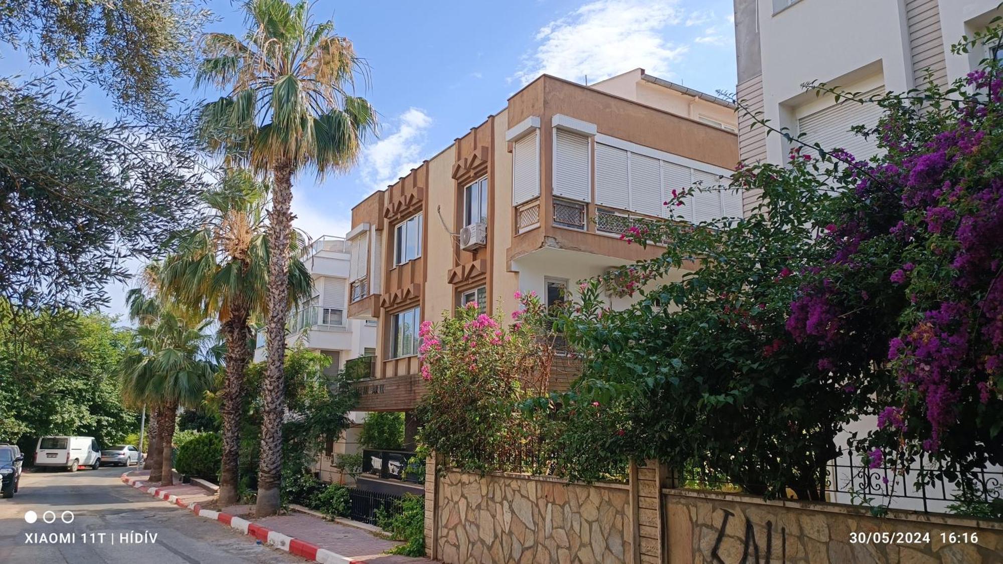 Apartment Lara'da Modern Bir Vaha Antalya