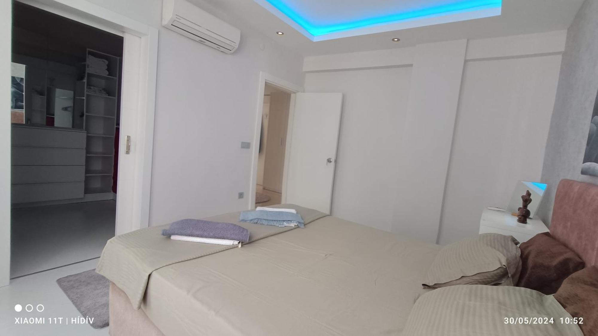 Lara'da Modern Bir Vaha Apartment Antalya
