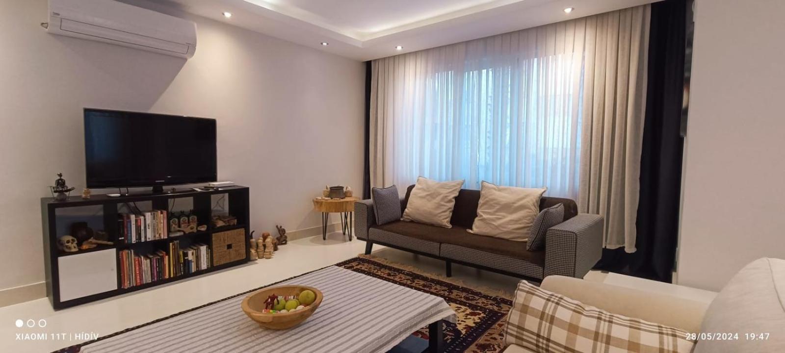 Lara'da Modern Bir Vaha Apartment