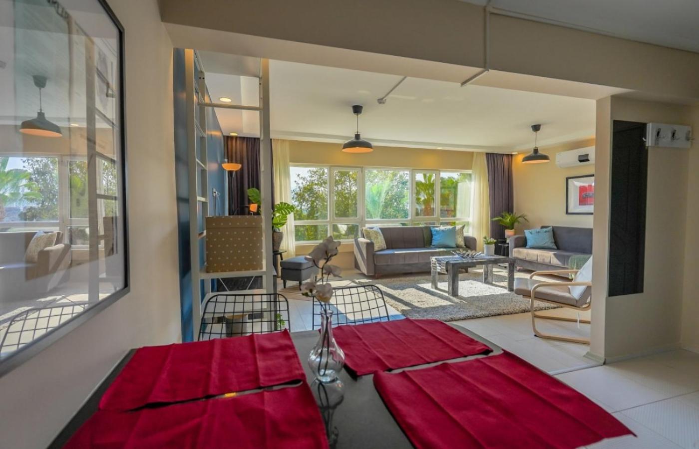 Stylish Flat Near Hadrians Gate Apartment