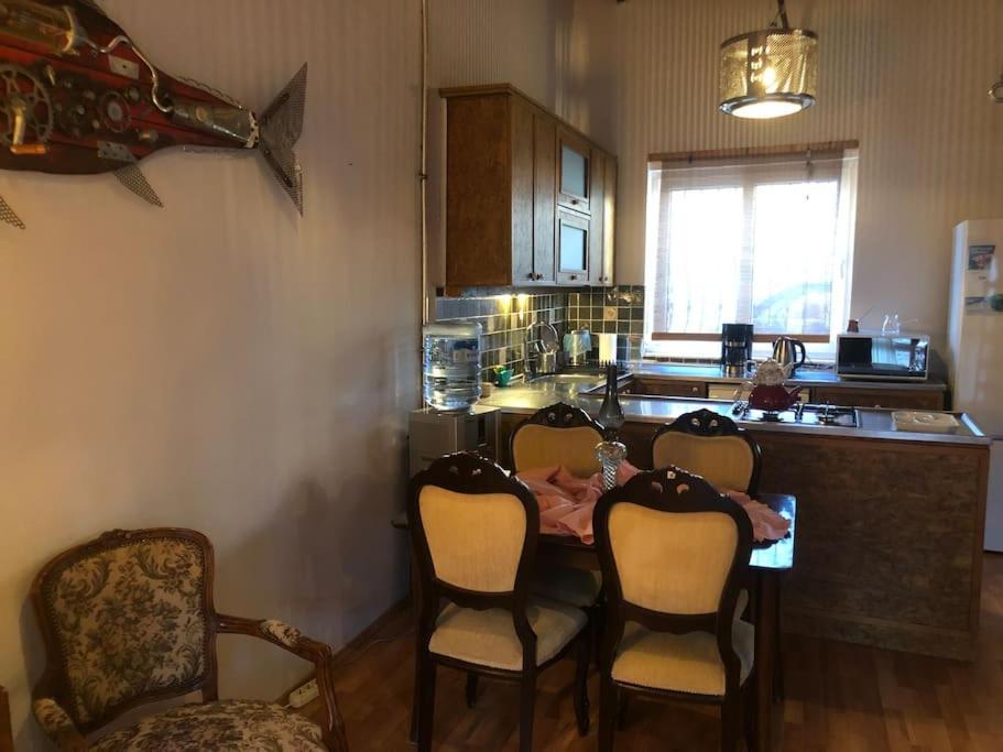 Apartment Ozzy Homes *