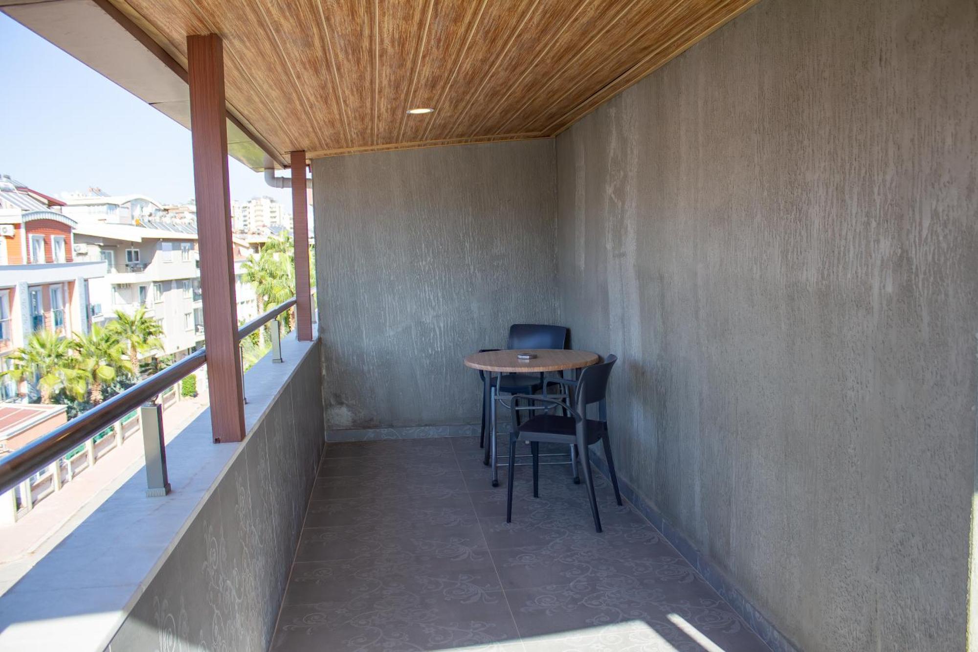 Gueden-pearl Aparthotel 5*