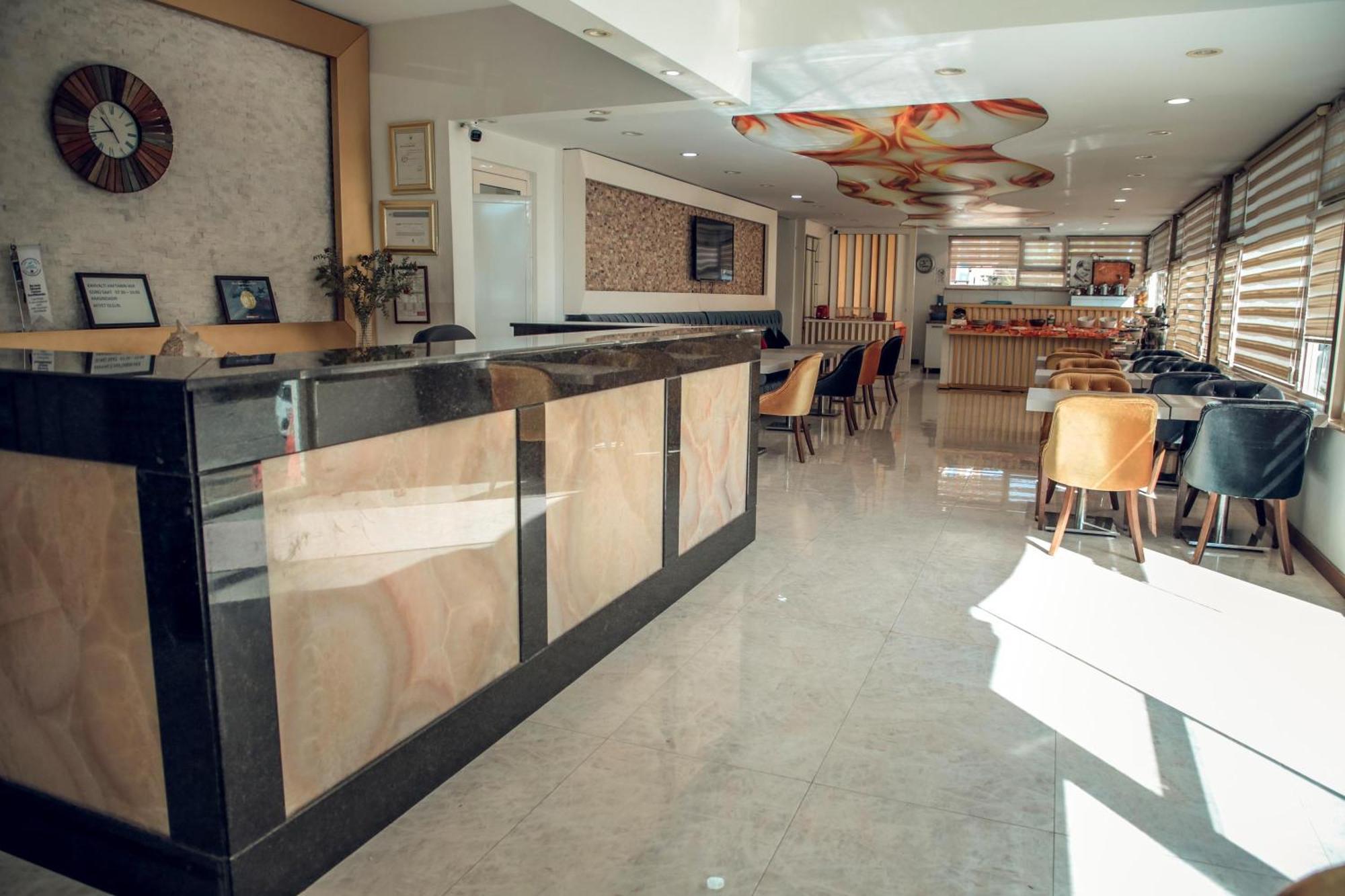 Mandalin Hotel