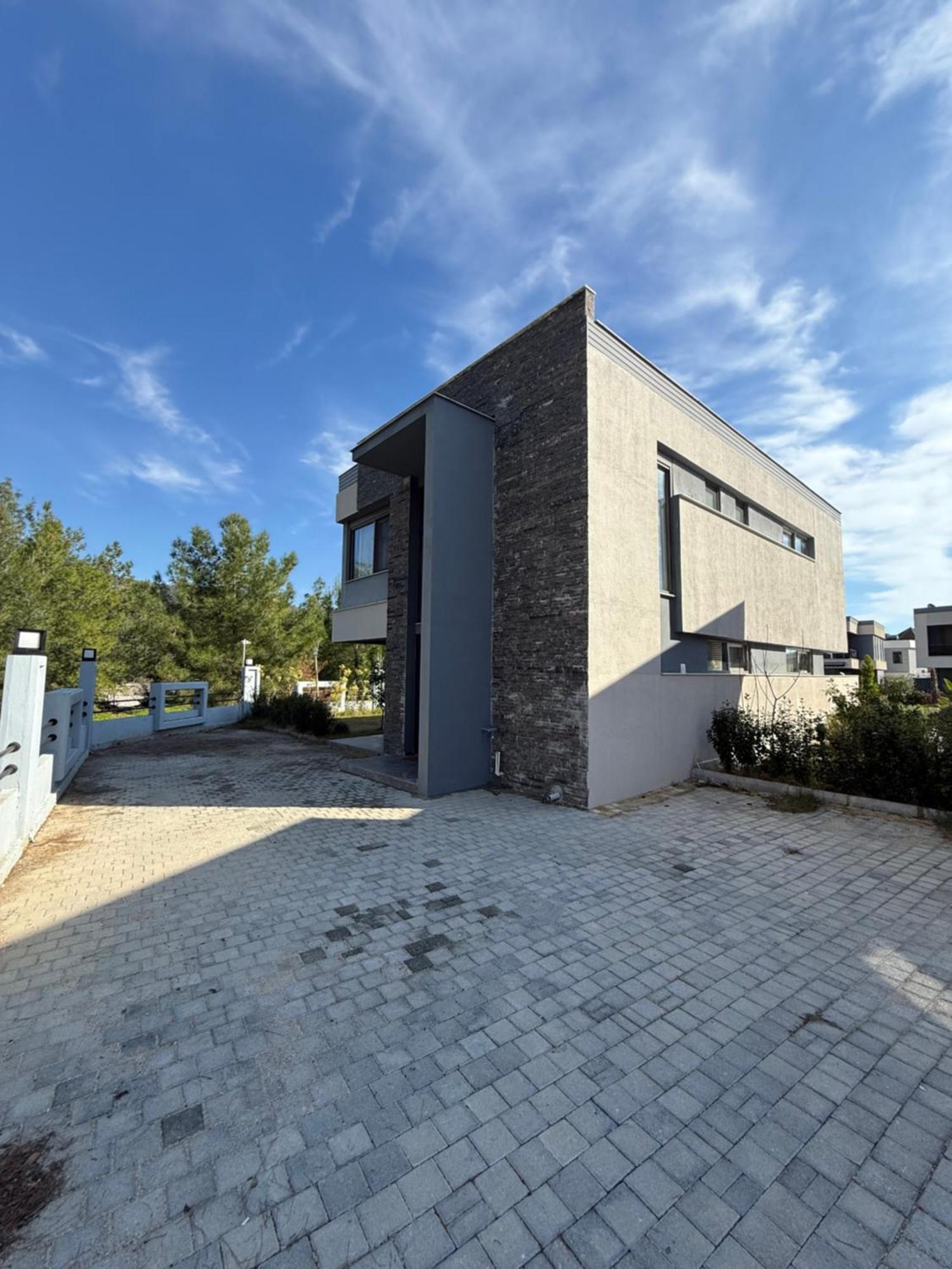 Villa Canyon Goeynuek Antalya With Pool
