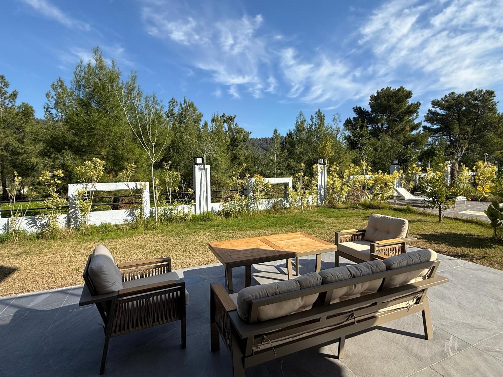 Villa Canyon Goeynuek Antalya With Pool *
