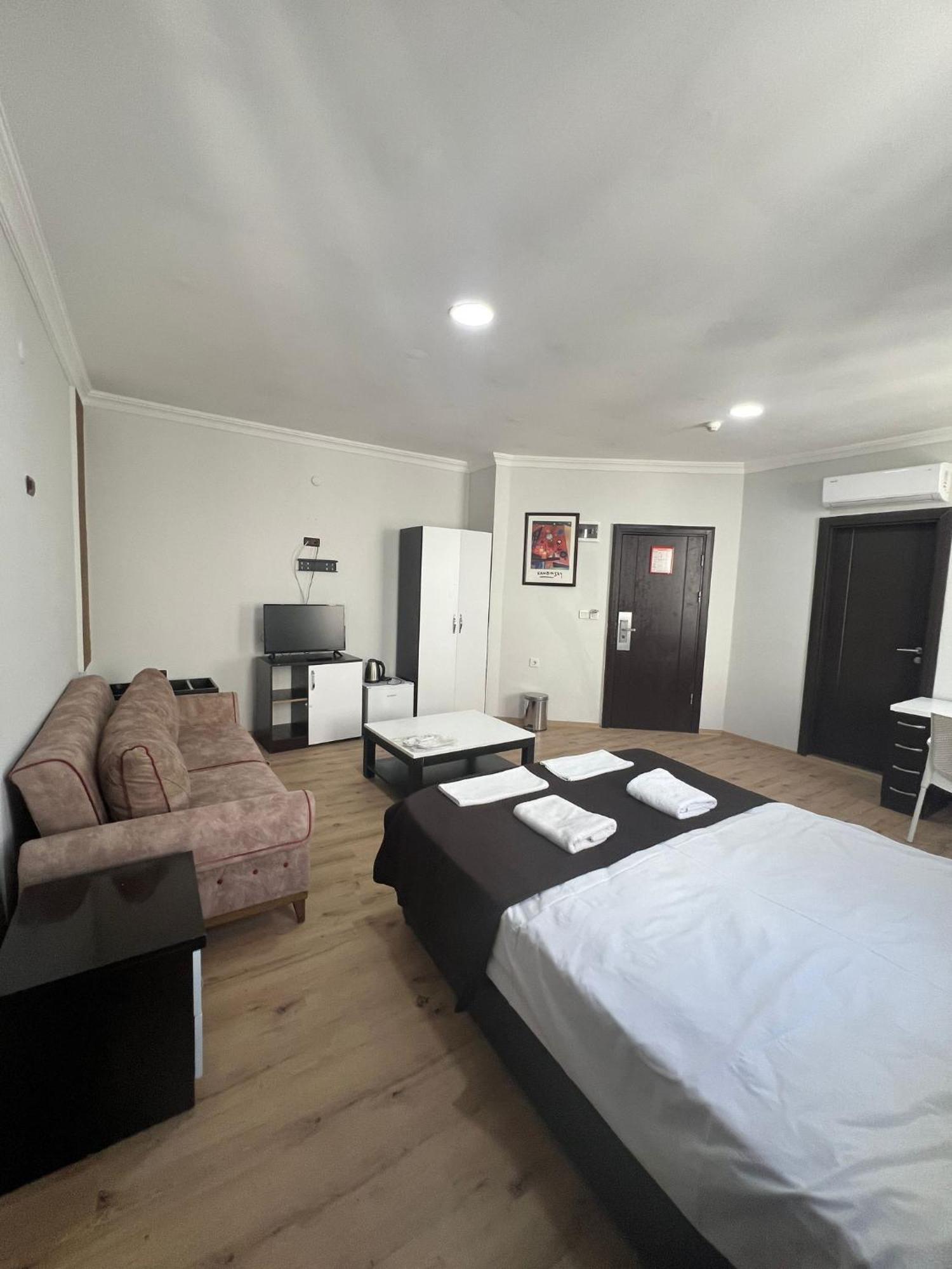 Kolibry Sv Otel 2*