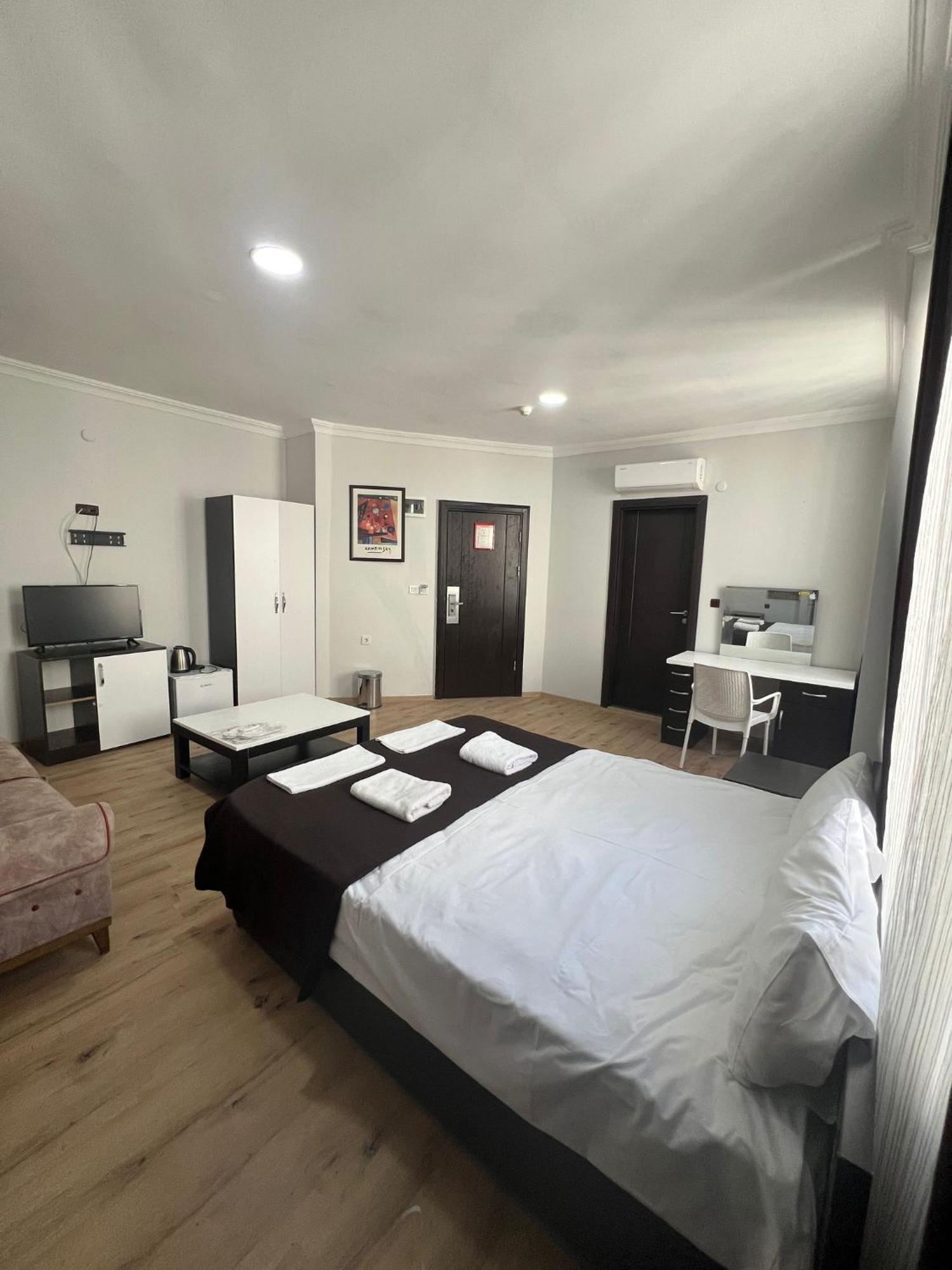 Kolibry Sv Otel 2*