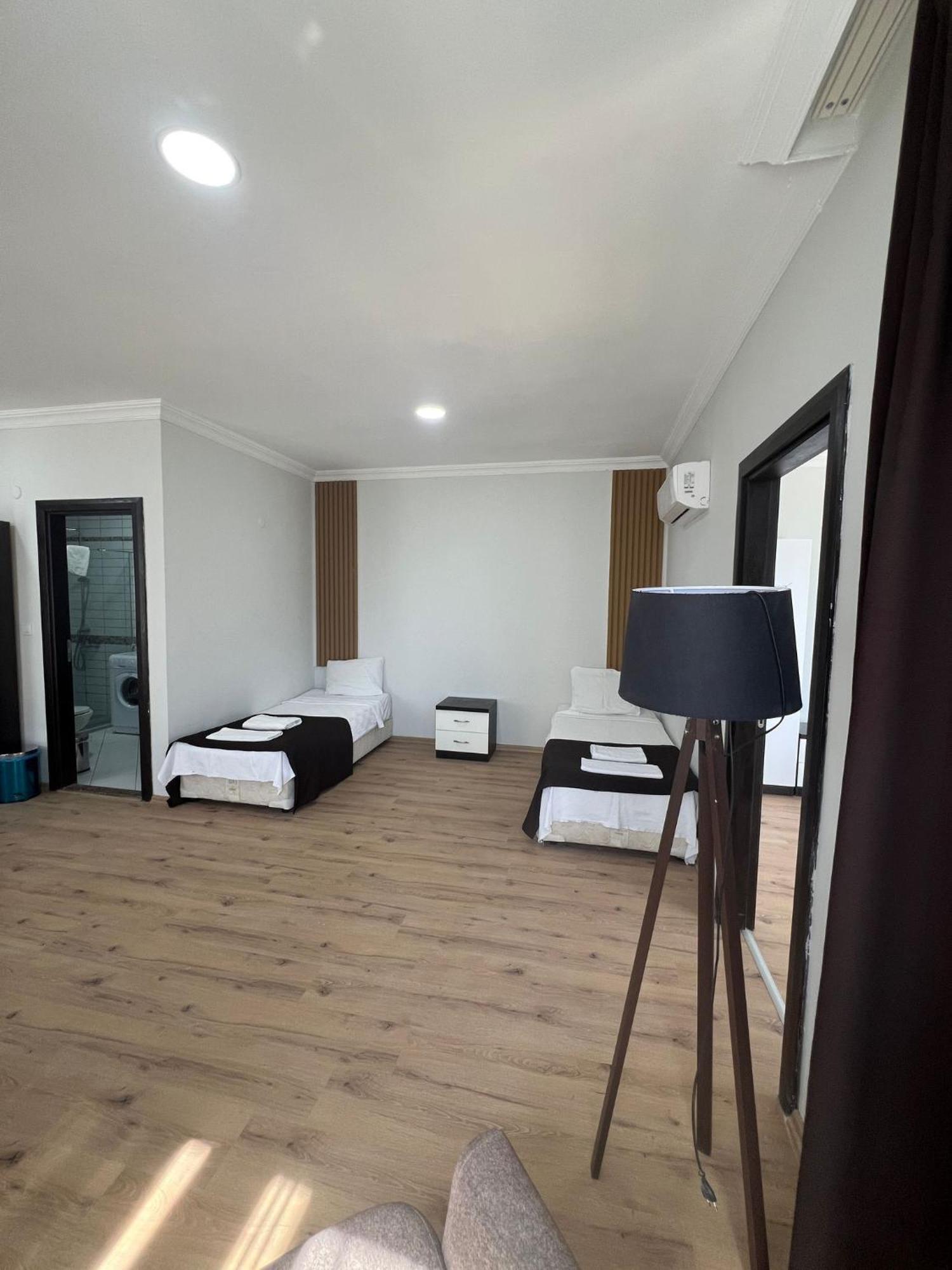 Kolibry Sv Otel 2*