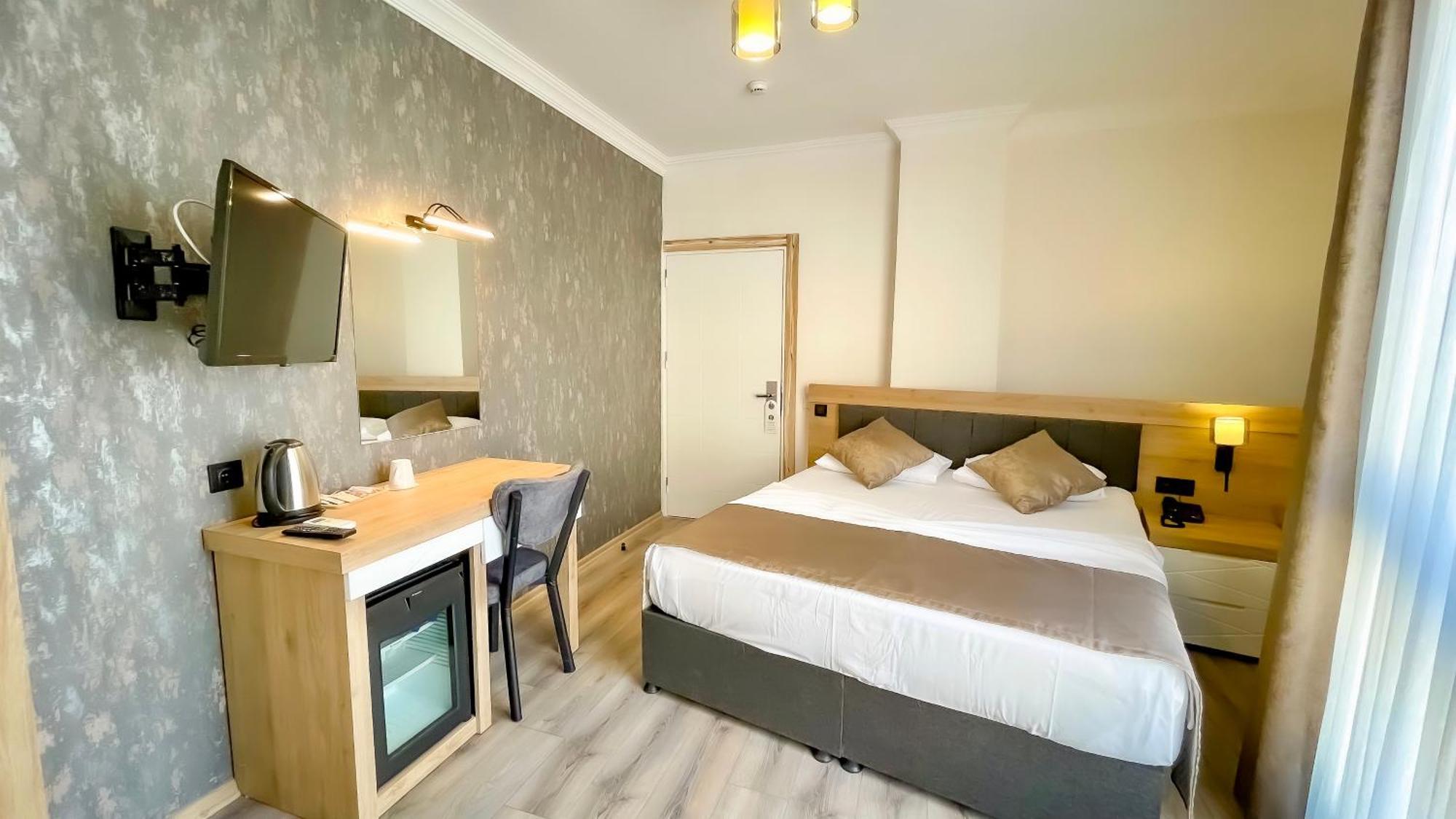 Hotel Bloomtalya