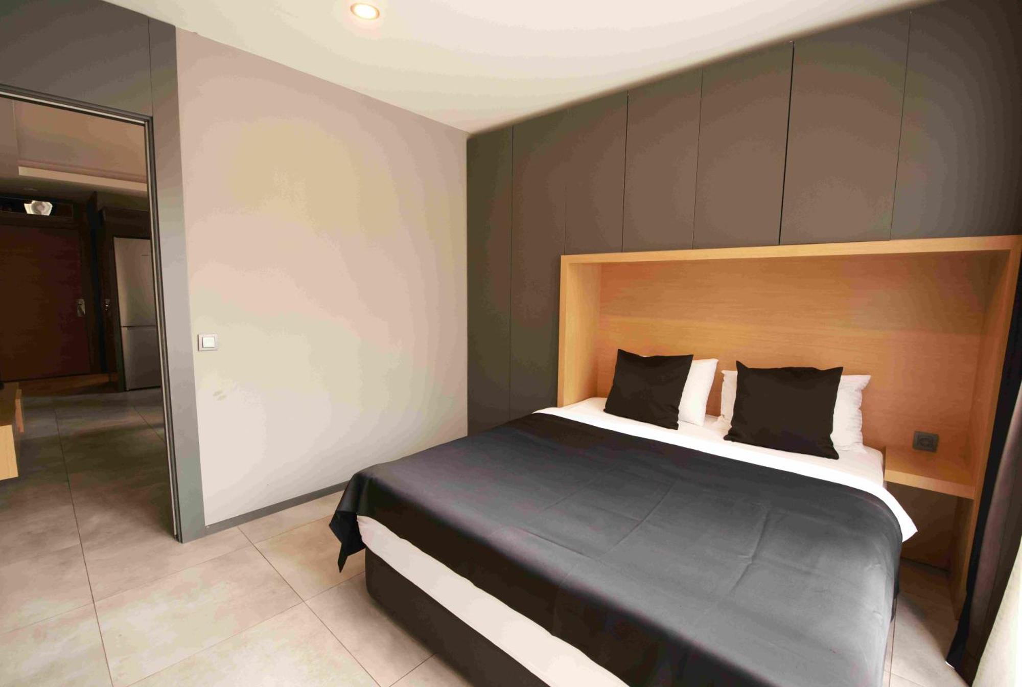 Aparthotel Loft 1502 2*