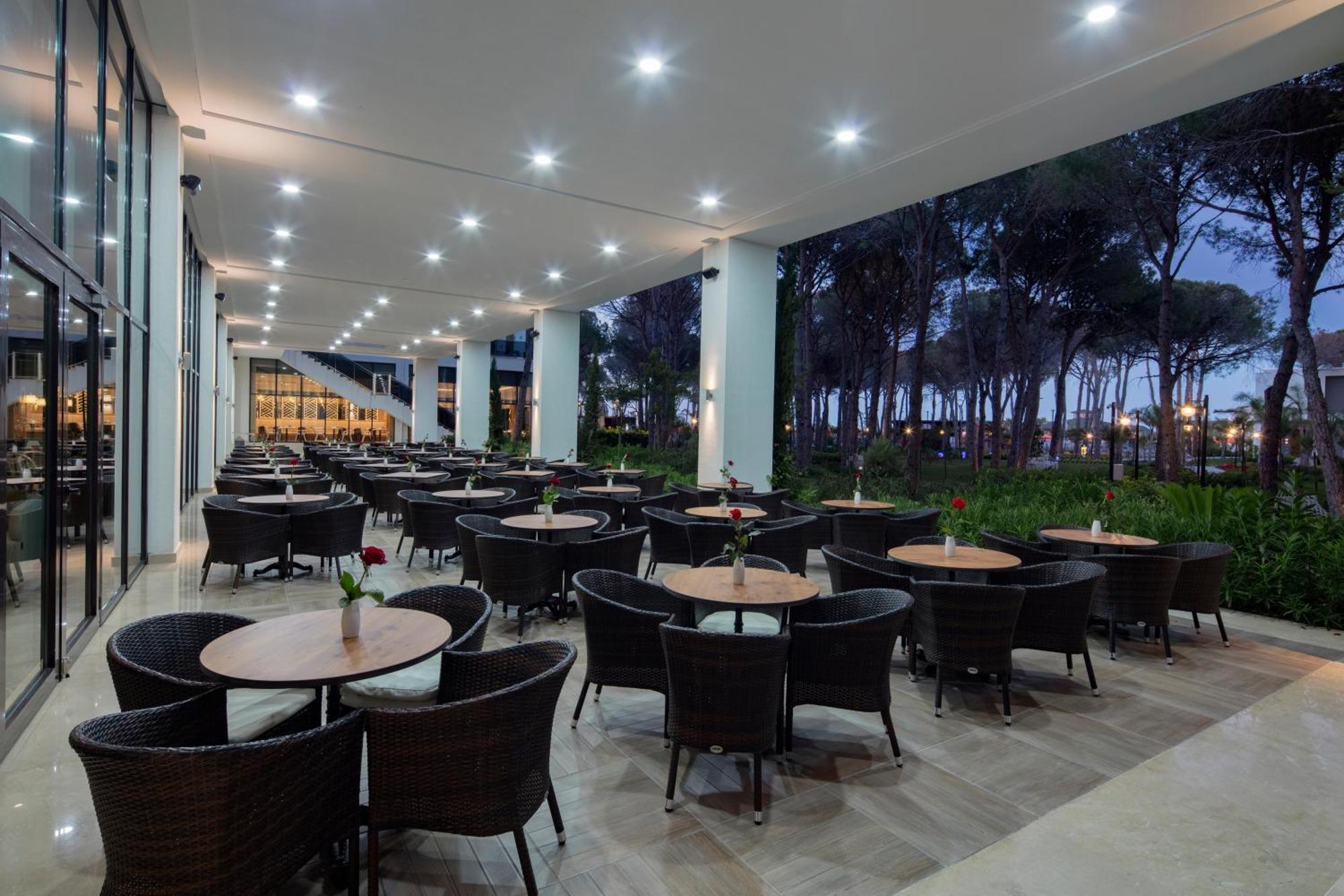 Trendy Lara Hotel