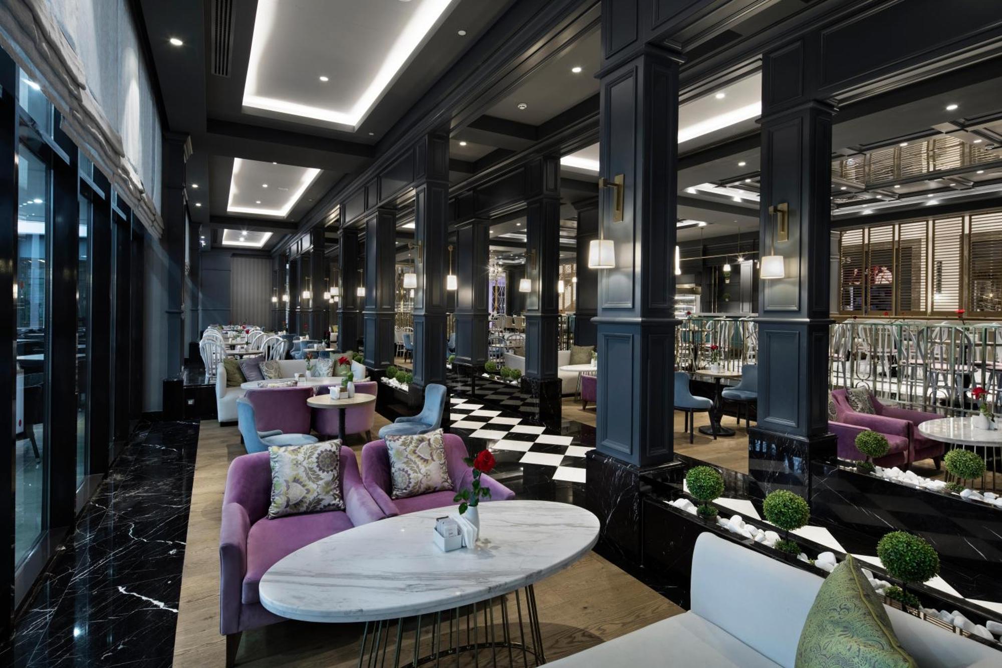 Hotel Trendy Lara