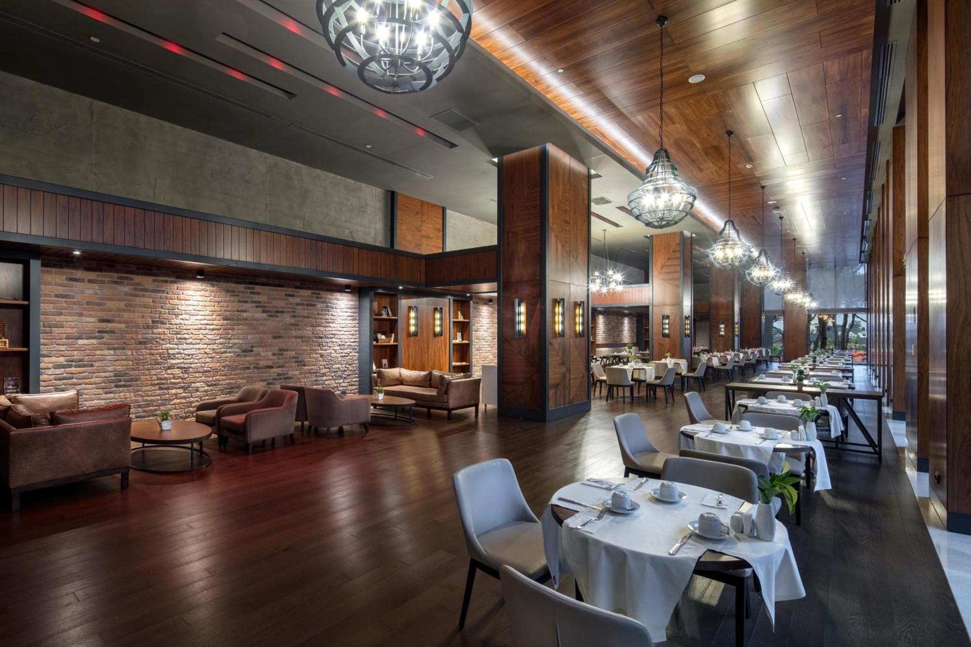 Hotel Trendy Lara 5*