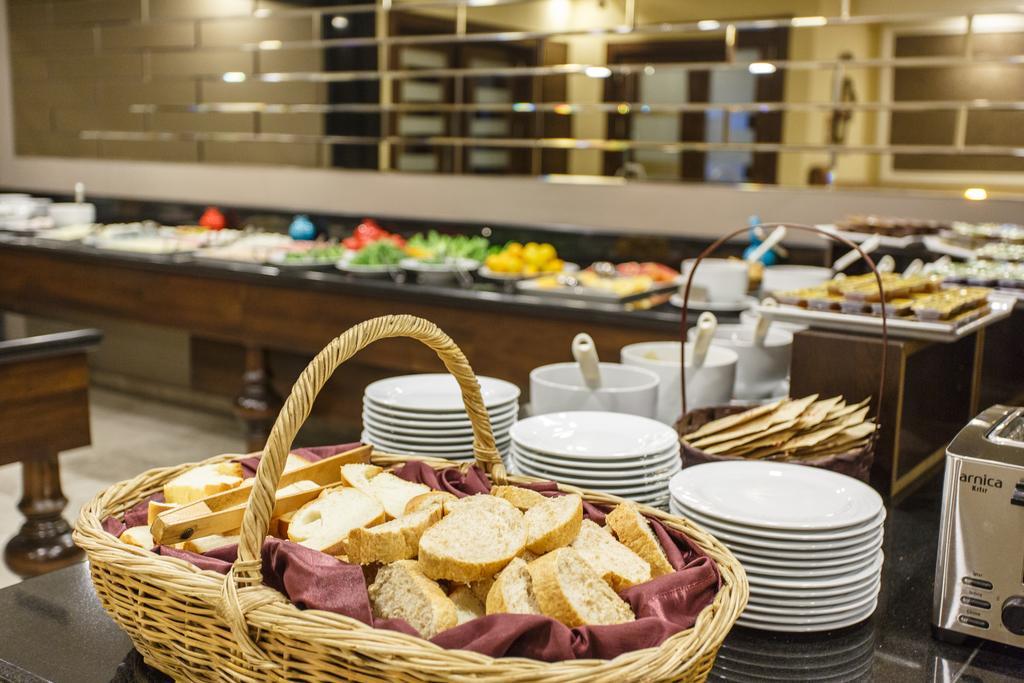 Antroyal Otel 3*
